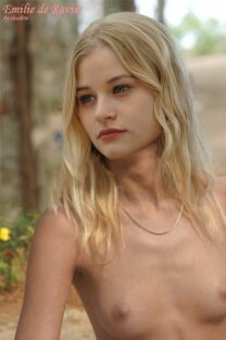 Emilie De Ravin Tits Fake